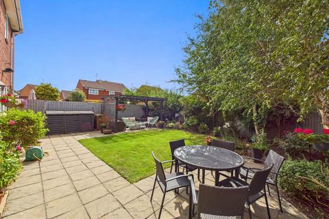 undefined, Grasshopper Avenue, Worcester, Worcestershire, WR5