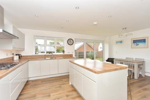 5 bedroom detached house for sale, Brickmakers Way, Hempstead, Gillingham, Kent