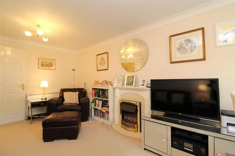 1 bedroom apartment for sale, Richmond Street, Herne Bay