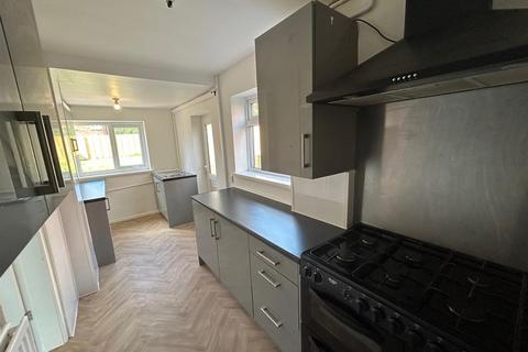 undefined, June Avenue, Leigh