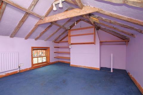 4 bedroom terraced house for sale, Horsemarket, Caistor, Market Rasen LN7