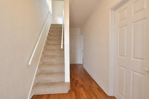 3 bedroom semi-detached house for sale, Lindsey Street, Epping, Essex