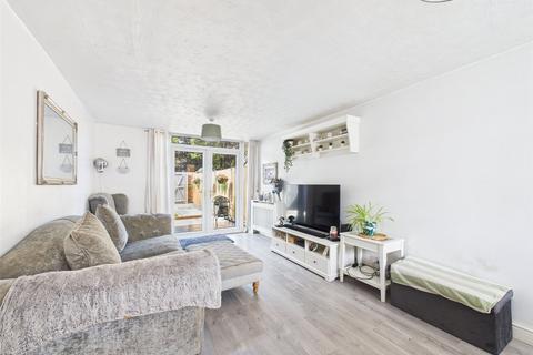 56 Grove Road, Churchdown, Gloucester, GL3 2SP
