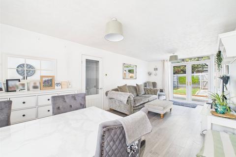 56 Grove Road, Churchdown, Gloucester, GL3 2SP