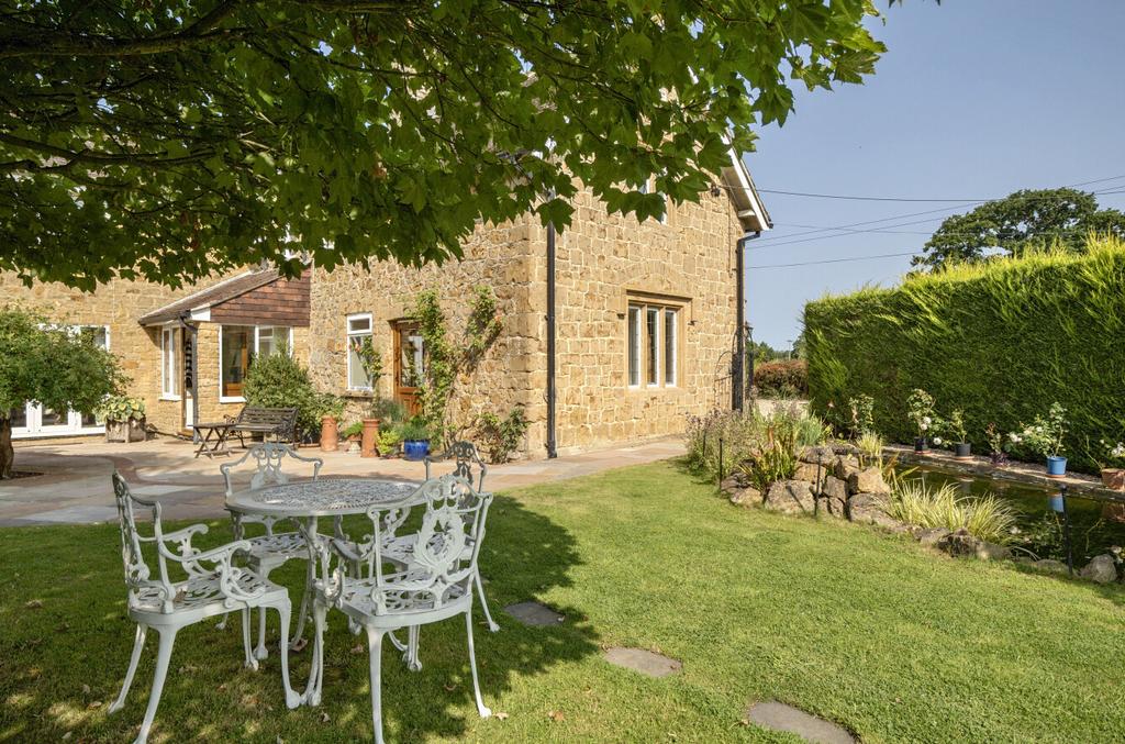 1336651-7-689f192...