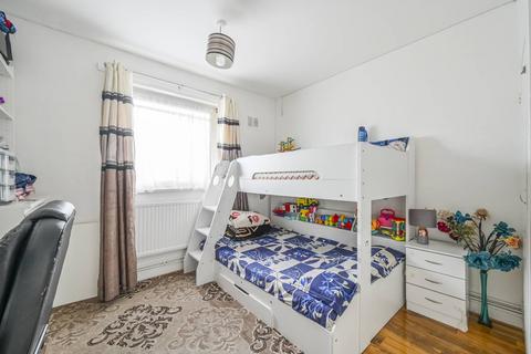2 bedroom flat for sale, Poplar High Street, Poplar, London, E14