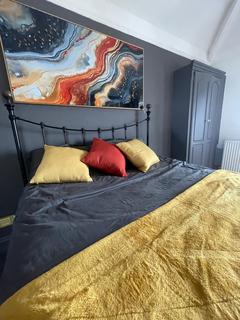 2 bedroom house share to rent, Overland Road, Mumbles SA3