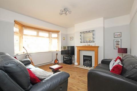 3 bedroom end of terrace house for sale, Queens Road, Eastbourne, BN23 6JT