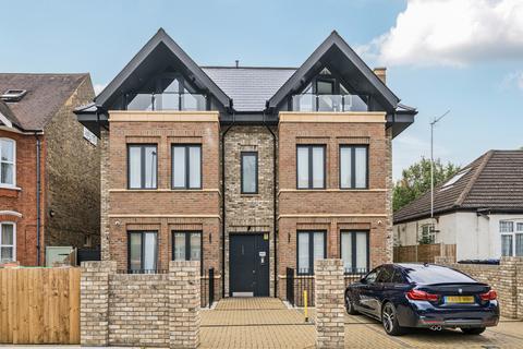 2 bedroom apartment for sale, Rosemont Road, London