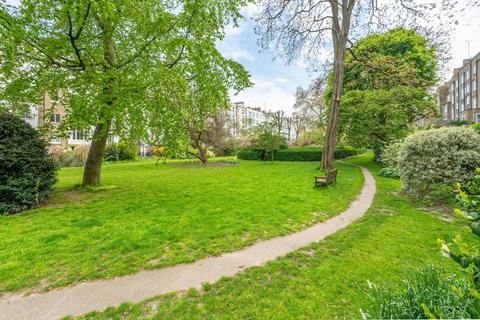 2 bedroom flat for sale, Arundel Gardens, Notting Hill, London, W11