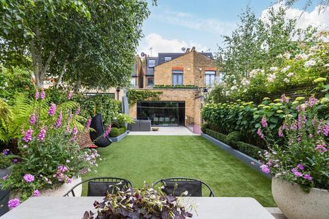 undefined, Ellerby Street, London, SW6