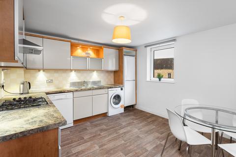 24/9 Springfield Street, Edinburgh, EH6 5DE