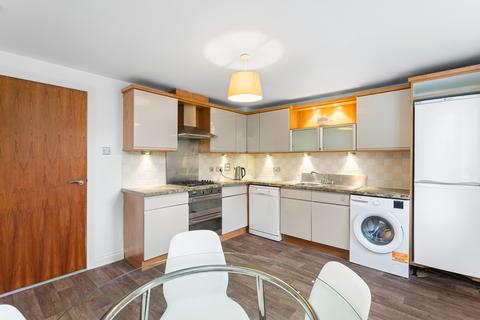 24/9 Springfield Street, Edinburgh, EH6 5DE