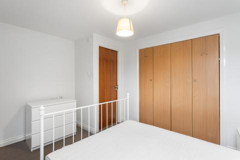24/9 Springfield Street, Edinburgh, EH6 5DE