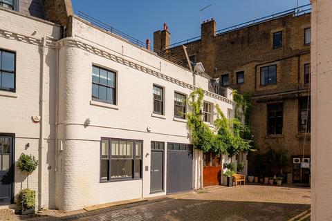 5 bedroom mews for sale, Lancaster Mews, Bayswater, London, W2