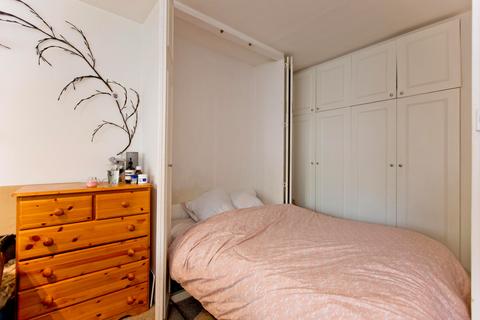 Studio for sale, Haverstock Hill, NW3 4RS