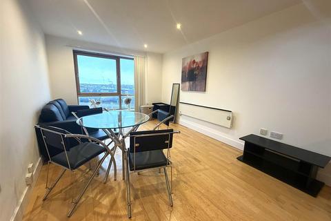 1 bedroom flat to rent, Clarence House, Leeds Dock