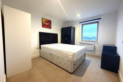 1 bedroom flat to rent, Clarence House, Leeds Dock