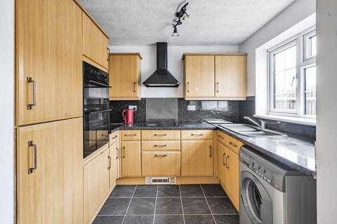 3 bedroom semi-detached house for sale, Grantham Close,  Freshbrook,  SN5