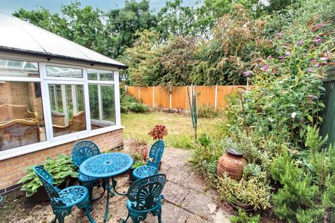 3 bedroom detached bungalow for sale, Coleridge Drive, Leicester LE19