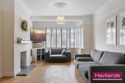 5 bedroom semi-detached house for sale, Chaseville Park Road, London