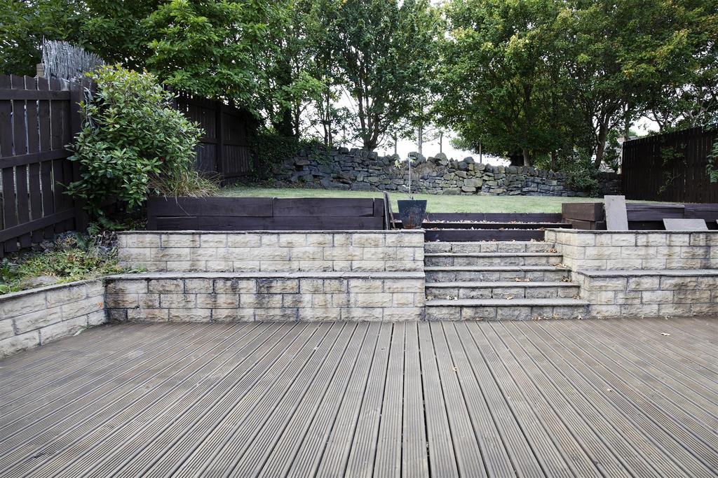 Bramleys Estate Agents - Oakfield Drive - Mirfield