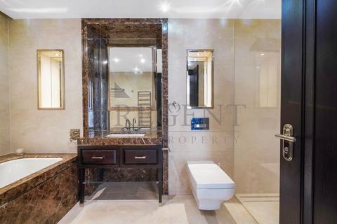undefined, Wren House, 190 Strand, WC2R
