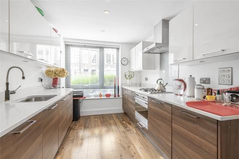 1 bedroom flat for sale, Elbe Street, London, SW6