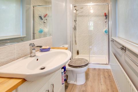 18 Stonepark Drive, Forest Row, RH18 5DG