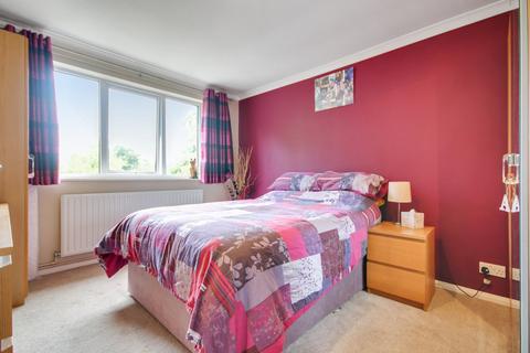 18 Stonepark Drive, Forest Row, RH18 5DG