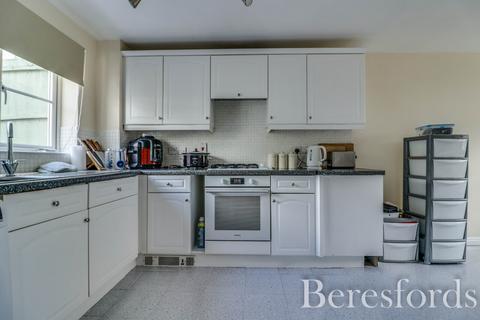 27 Denton Crescent, Black Notley, Braintree, CM77 8ZZ
