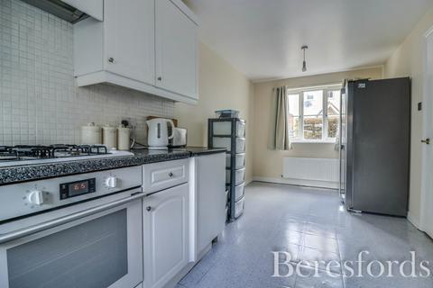 27 Denton Crescent, Black Notley, Braintree, CM77 8ZZ