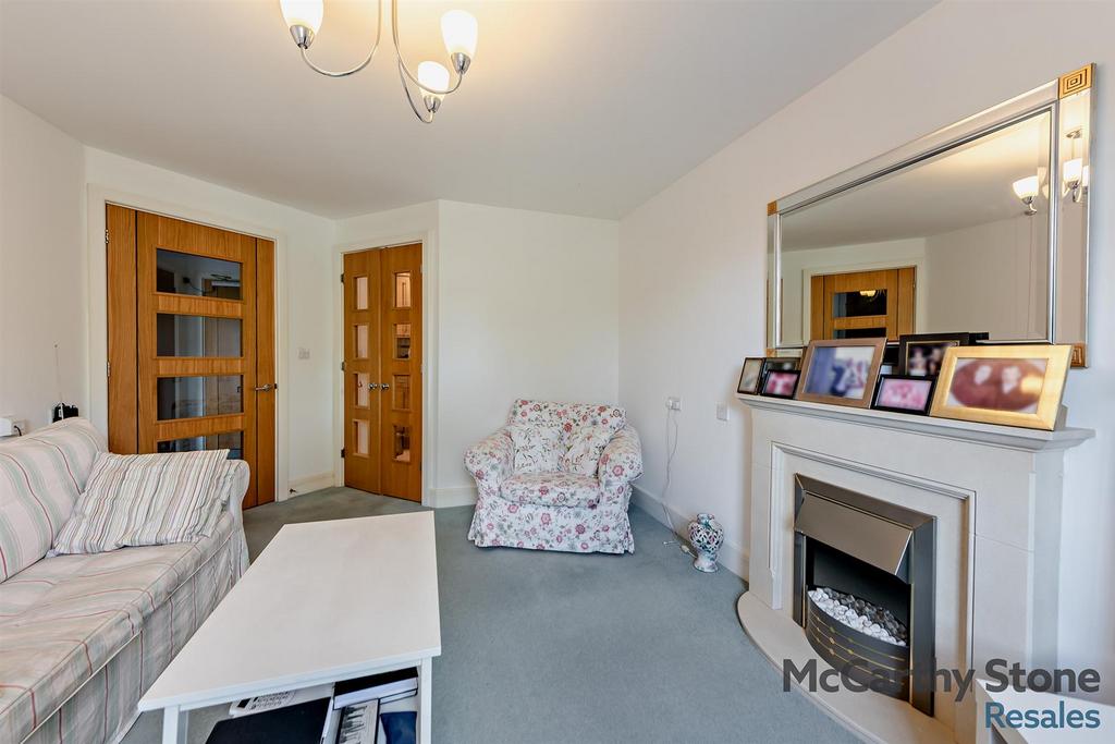 8660879-interior04-800.jpg