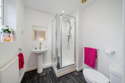 20 Bridge Close, Church Fenton, Tadcaster, LS24 9GZ