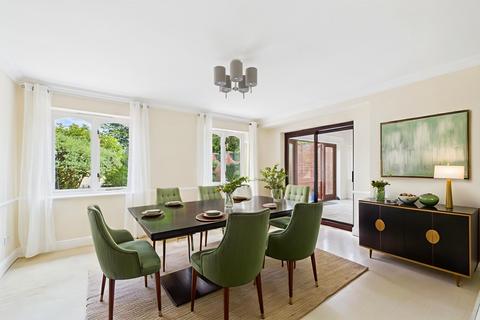 undefined, Manor Court, Heath & Reach, LU7
