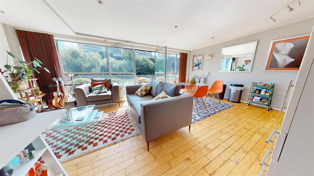 2 bedroom apartment for sale - Photo 18