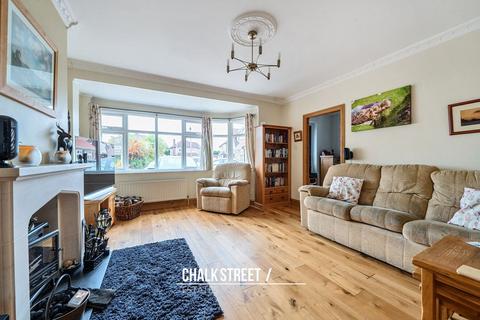 12 Dart Close, Upminster, RM14 1PR