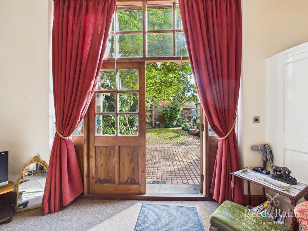 Annexe Doors To Gard