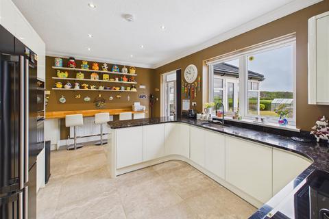 4 bedroom detached bungalow for sale, Humber Road, North Ferriby