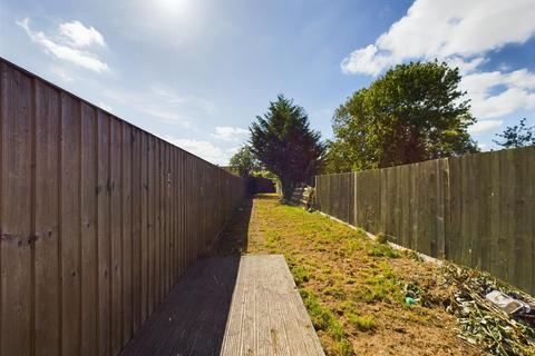 undefined, Willow Road, Aylesbury HP19