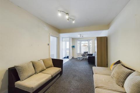 undefined, Willow Road, Aylesbury HP19