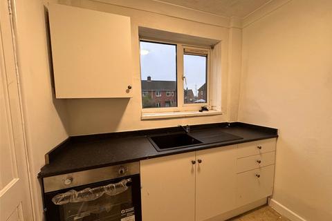 2 bedroom semi-detached house to rent, Newlands Road, Trimdon, Trimdon Station, TS29
