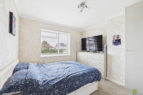 16 Cray Road, Belvedere, DA17 6NB