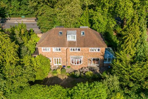 College Road, Dulwich, SE19