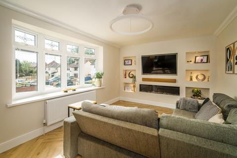 14 Driftholme Road, Drighlington, Bradford, BD11 1LR