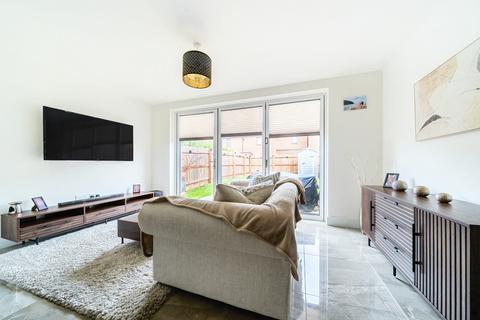 2 bedroom semi-detached house for sale, Heartwood Close, Nottingham NG8