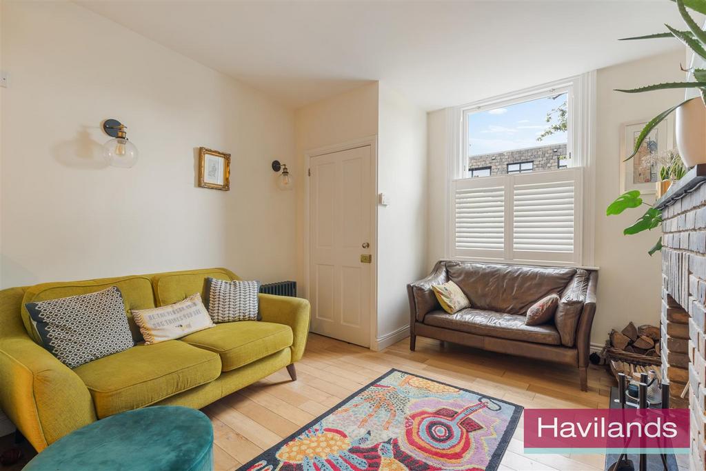 Eversley Park Road-4.jpg