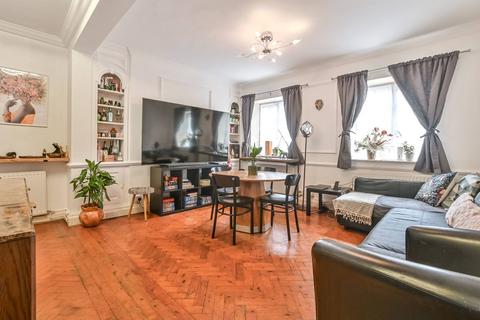 2 bedroom flat for sale, Shepherd Street, Mayfair, London, W1J