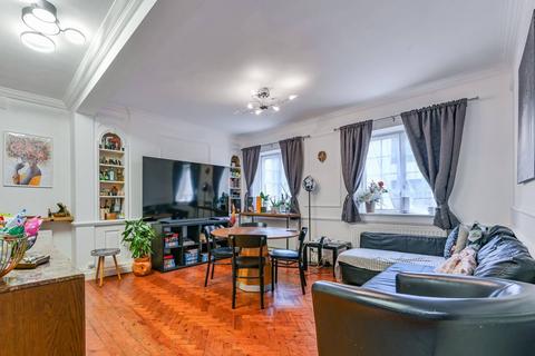 2 bedroom flat for sale, Shepherd Street, Mayfair, London, W1J