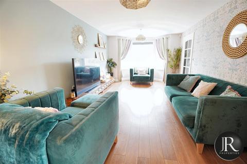 4 bedroom detached house for sale, Hereford Way, Rugeley WS15